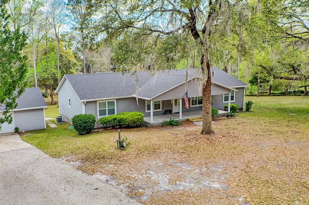 最近售出: $375,000 (4 贝兹, 2 浴室, 2448 平方英尺)