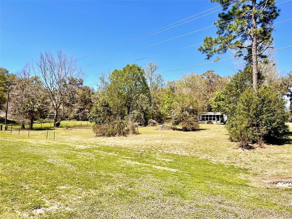 Vendido Recientemente: $124,900 (1.24 acres)