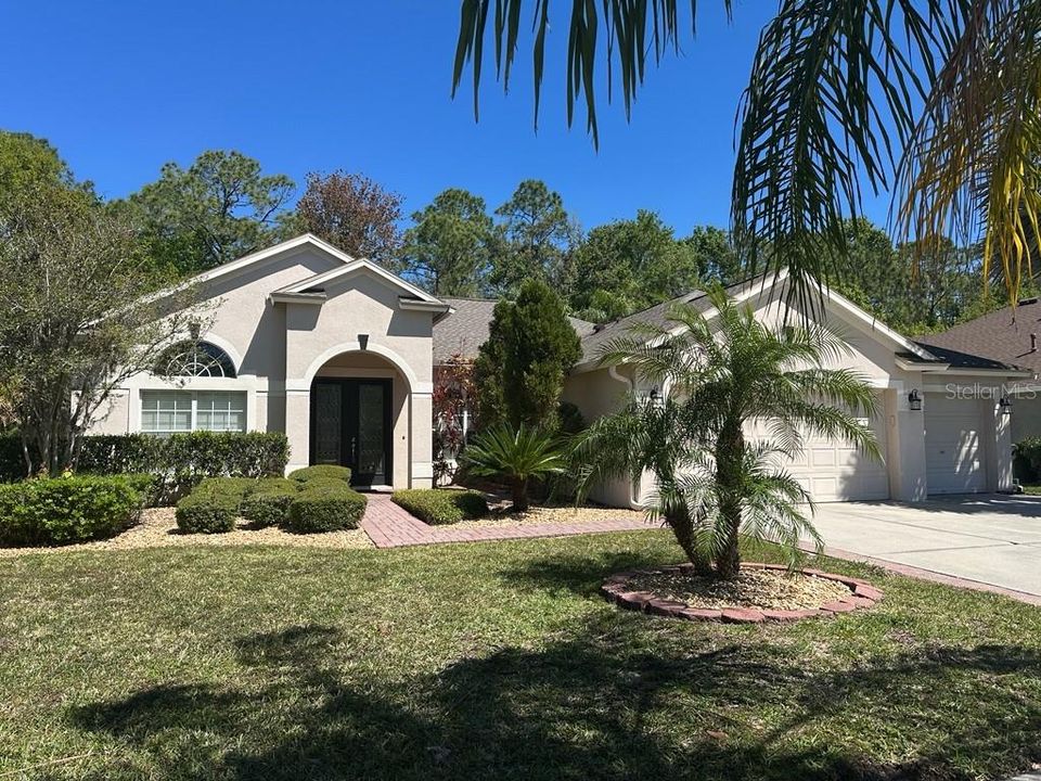 Recently Rented: $2,995 (4 beds, 3 baths, 2524 Square Feet)