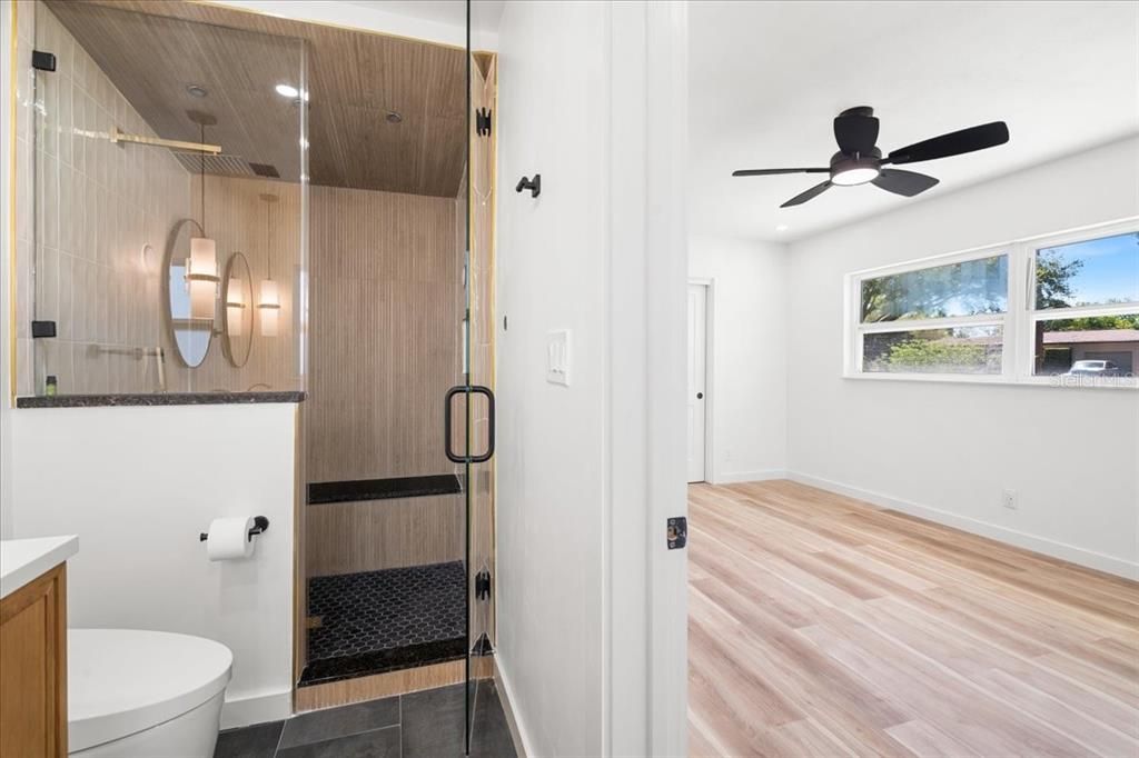 For Sale: $690,000 (3 beds, 3 baths, 1596 Square Feet)