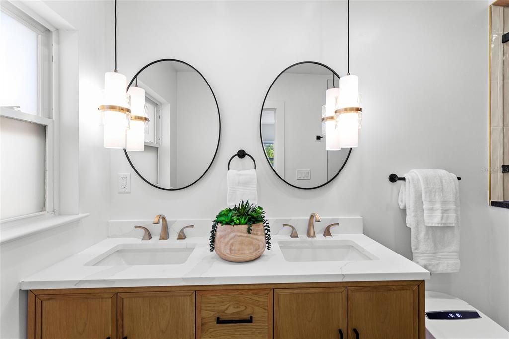 For Sale: $690,000 (3 beds, 3 baths, 1596 Square Feet)