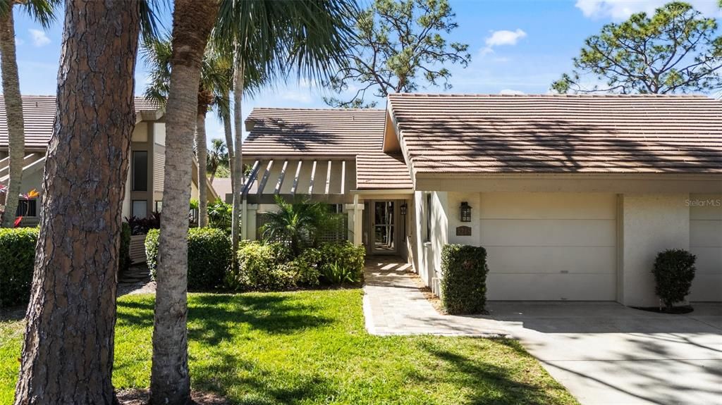 Recently Sold: $385,000 (2 beds, 2 baths, 1236 Square Feet)