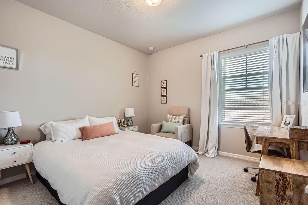 En Venta: $625,000 (5 camas, 3 baños, 2680 Pies cuadrados)