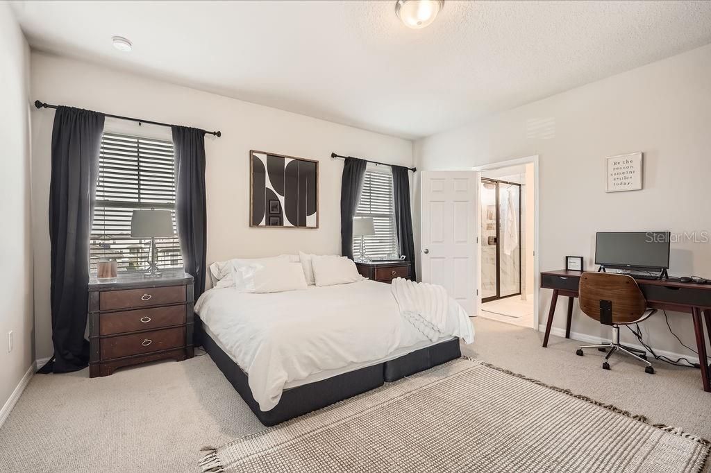 En Venta: $625,000 (5 camas, 3 baños, 2680 Pies cuadrados)