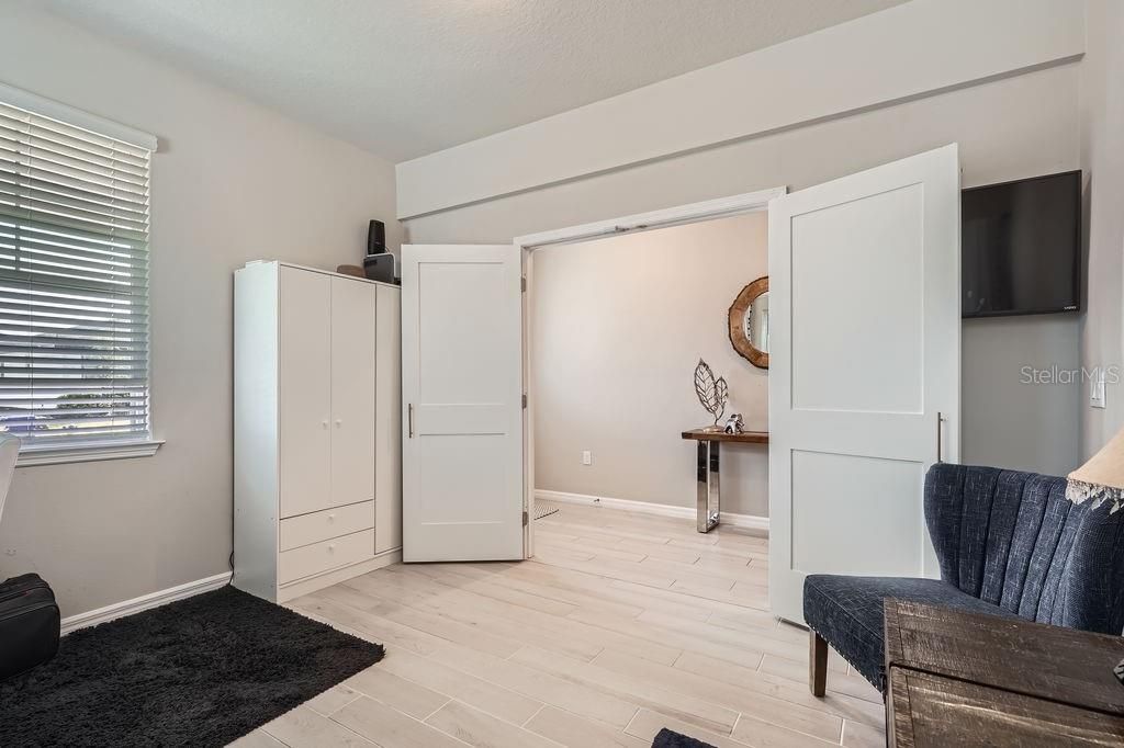 En Venta: $625,000 (5 camas, 3 baños, 2680 Pies cuadrados)