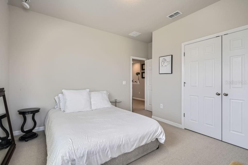 En Venta: $625,000 (5 camas, 3 baños, 2680 Pies cuadrados)