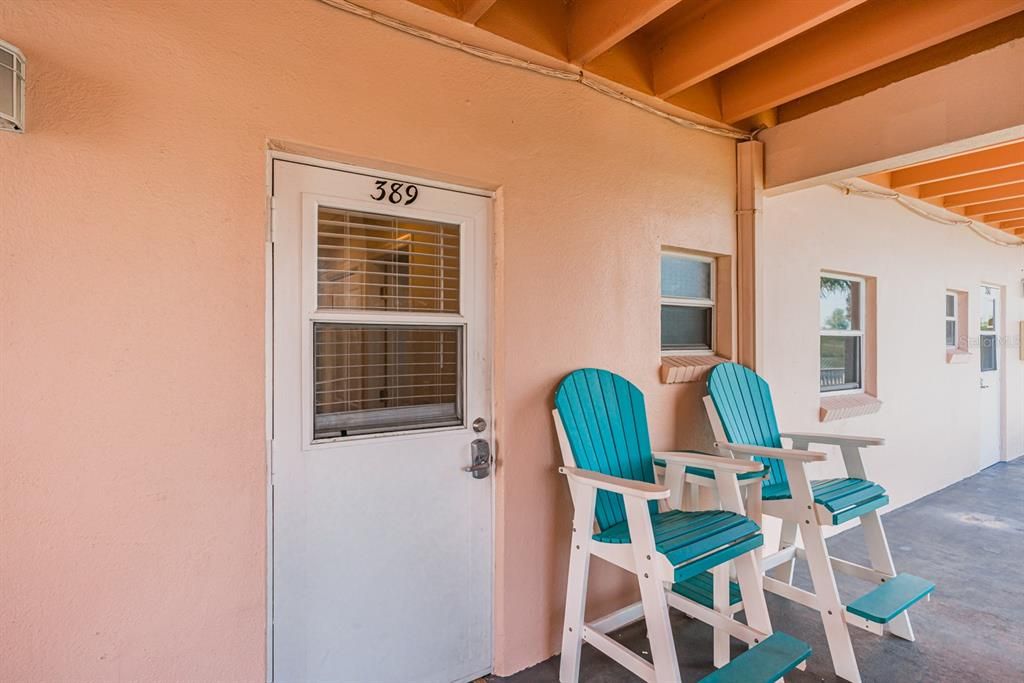 На продажу: $259,995 (0 спален, 1 ванн, 317 Квадратных фут)