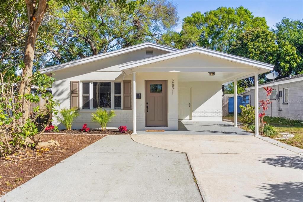 Недавно продано: $329,900 (2 спален, 1 ванн, 862 Квадратных фут)