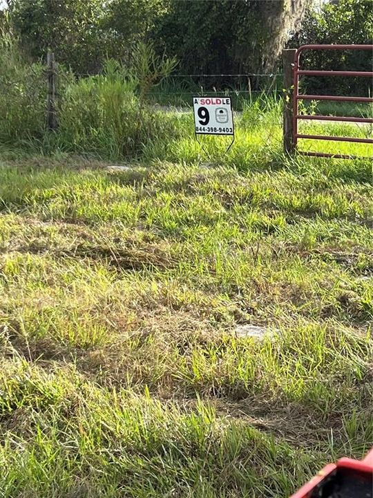 待售: $129,989 (20.53 acres)