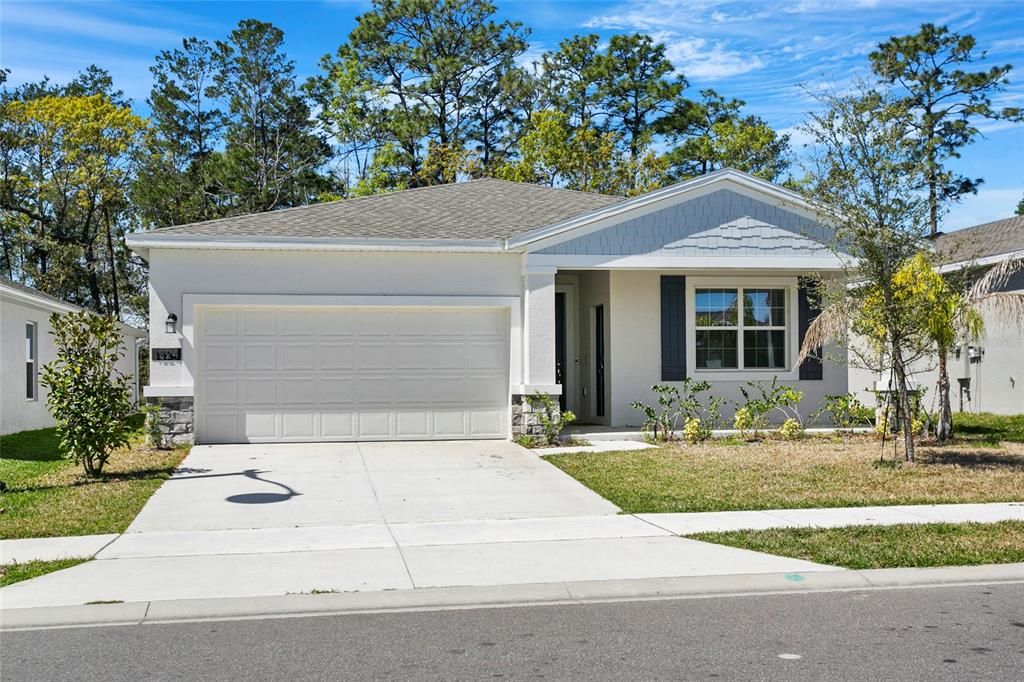 Недавно продано: $430,000 (4 спален, 3 ванн, 2102 Квадратных фут)