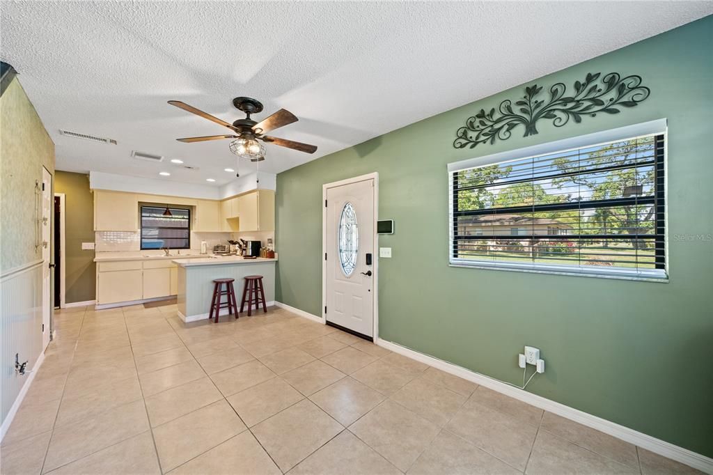 For Sale: $650,000 (5 beds, 4 baths, 3154 Square Feet)