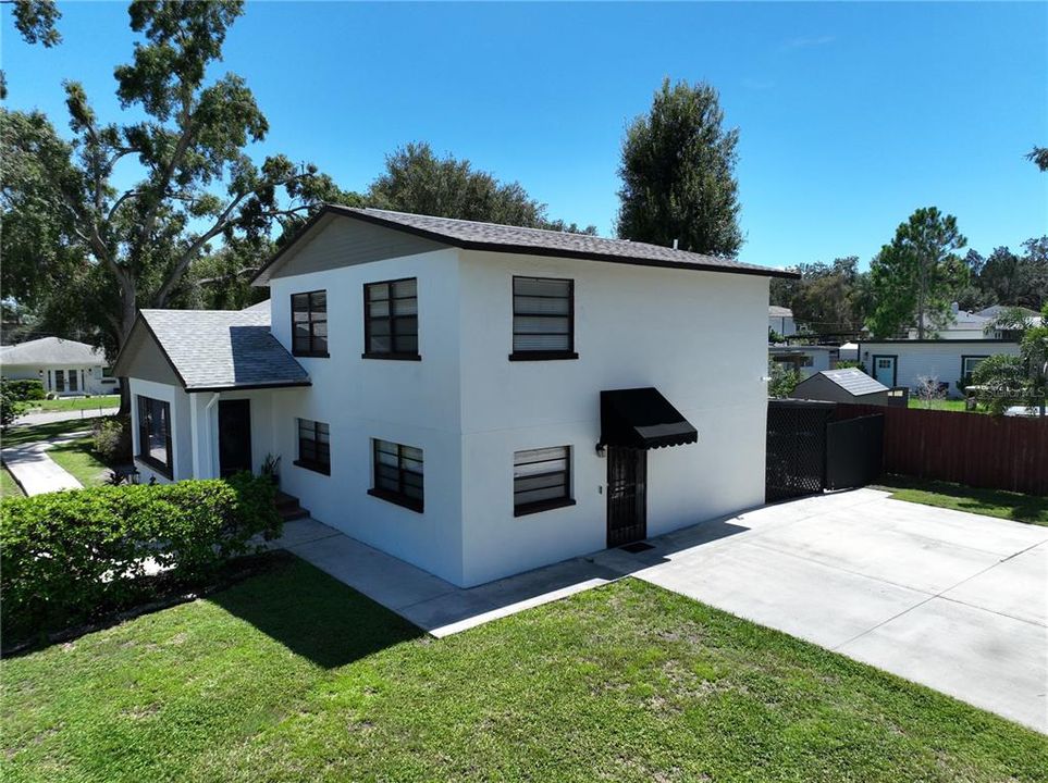 For Sale: $650,000 (5 beds, 4 baths, 3154 Square Feet)