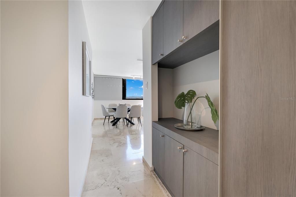 Под контрактом: $490,000 (2 спален, 2 ванн, 1168 Квадратных фут)