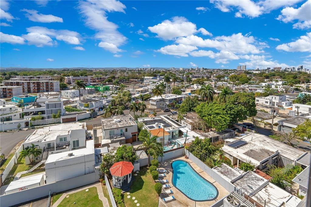 Под контрактом: $490,000 (2 спален, 2 ванн, 1168 Квадратных фут)