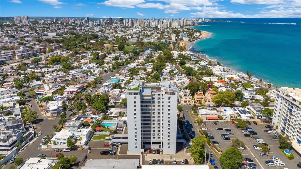 Под контрактом: $490,000 (2 спален, 2 ванн, 1168 Квадратных фут)