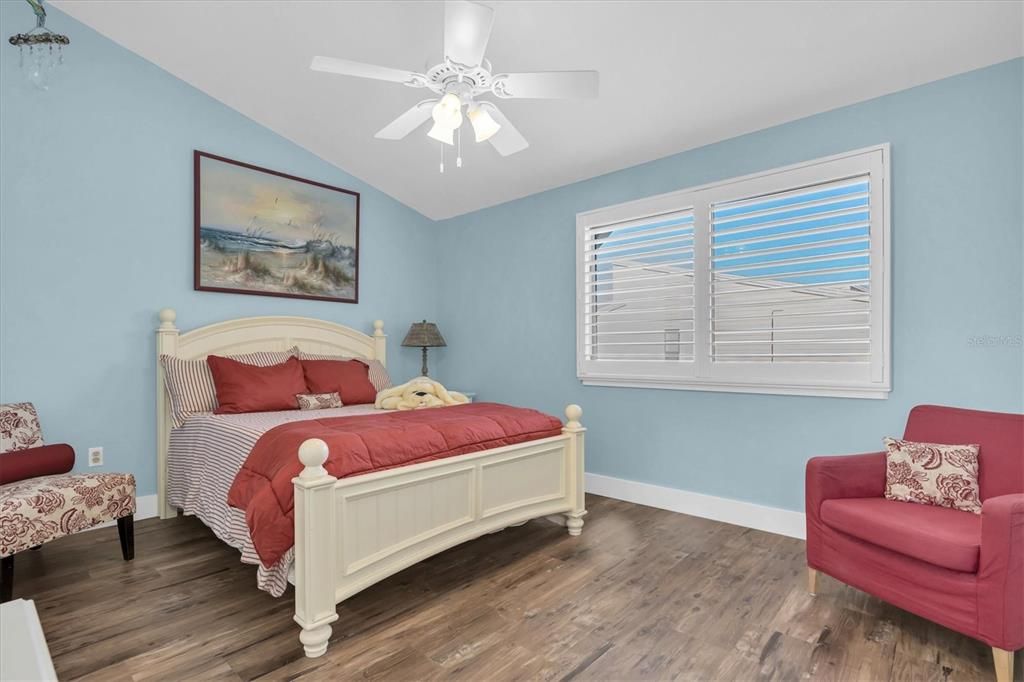 На продажу: $930,000 (2 спален, 3 ванн, 1750 Квадратных фут)