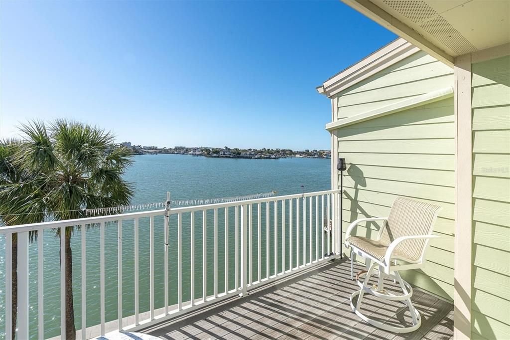 На продажу: $930,000 (2 спален, 3 ванн, 1750 Квадратных фут)