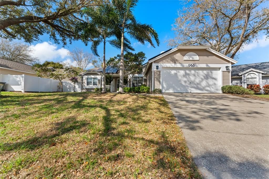 Недавно продано: $479,000 (3 спален, 2 ванн, 1652 Квадратных фут)