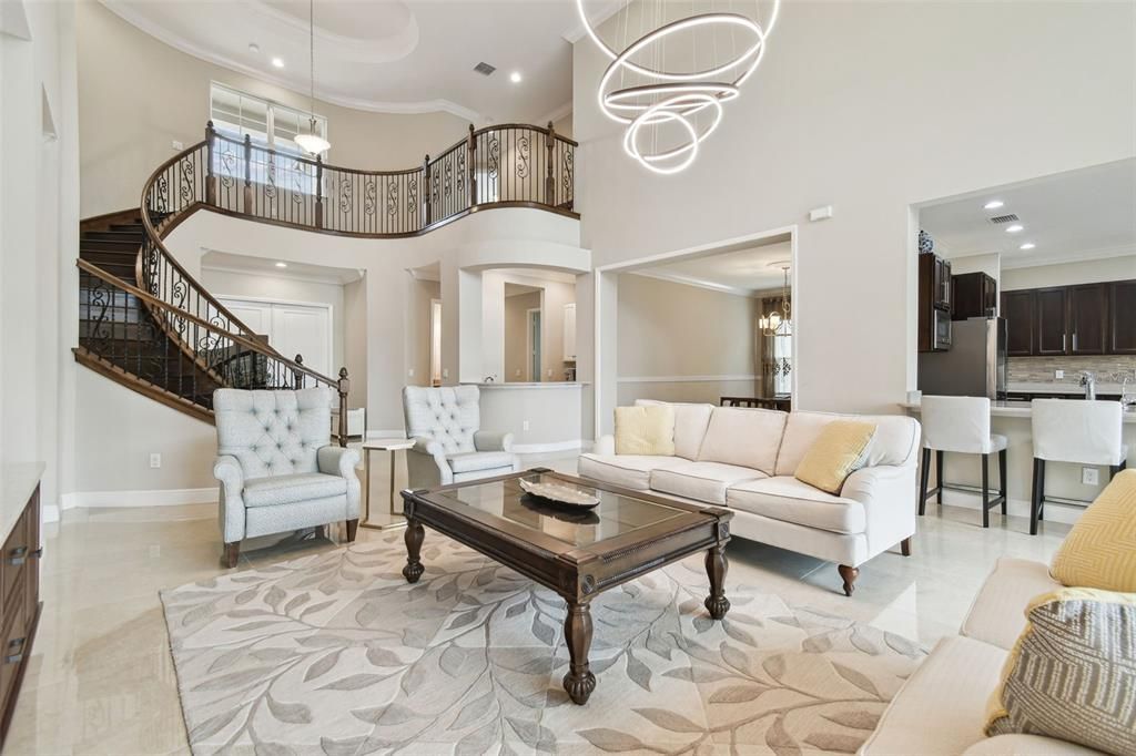 На продажу: $1,359,000 (5 спален, 5 ванн, 4472 Квадратных фут)