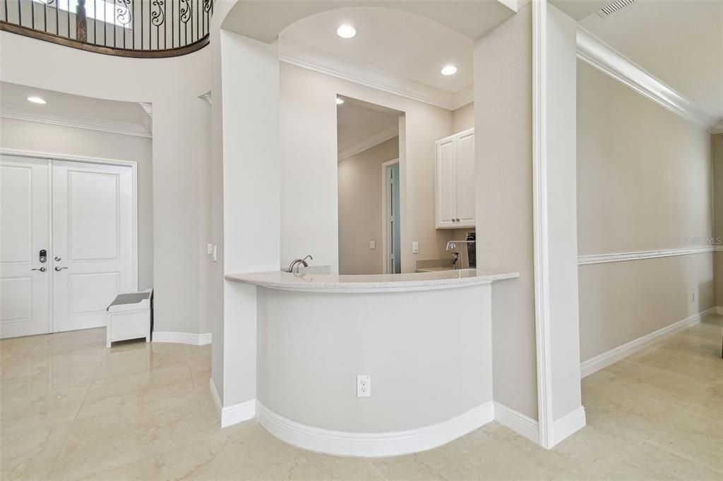 На продажу: $1,359,000 (5 спален, 5 ванн, 4472 Квадратных фут)