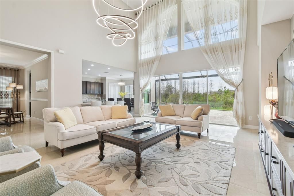 На продажу: $1,359,000 (5 спален, 5 ванн, 4472 Квадратных фут)