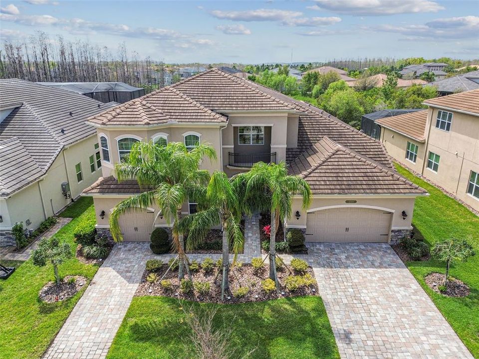 На продажу: $1,359,000 (5 спален, 5 ванн, 4472 Квадратных фут)