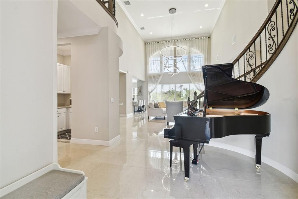 На продажу: $1,359,000 (5 спален, 5 ванн, 4472 Квадратных фут)