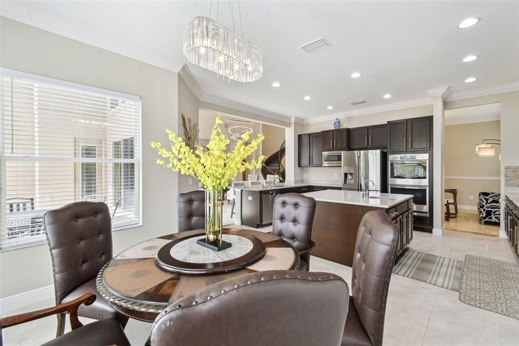 На продажу: $1,359,000 (5 спален, 5 ванн, 4472 Квадратных фут)