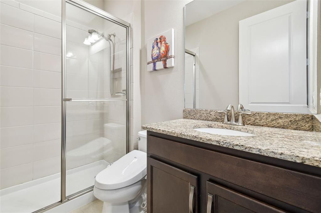 На продажу: $1,359,000 (5 спален, 5 ванн, 4472 Квадратных фут)