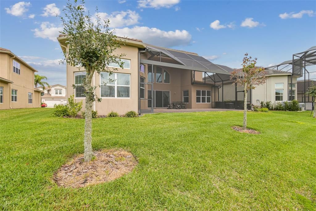 На продажу: $1,359,000 (5 спален, 5 ванн, 4472 Квадратных фут)