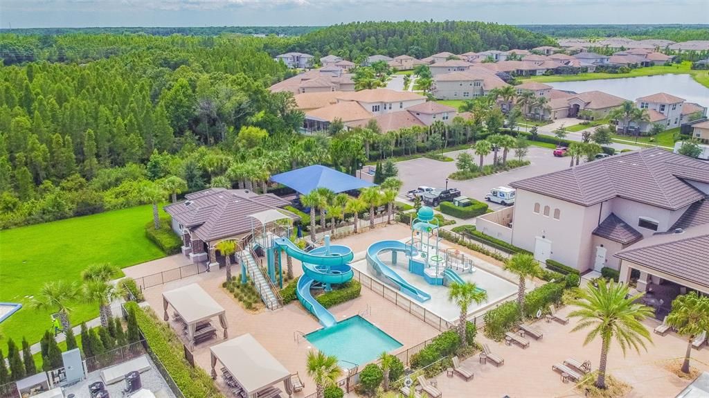 На продажу: $1,359,000 (5 спален, 5 ванн, 4472 Квадратных фут)