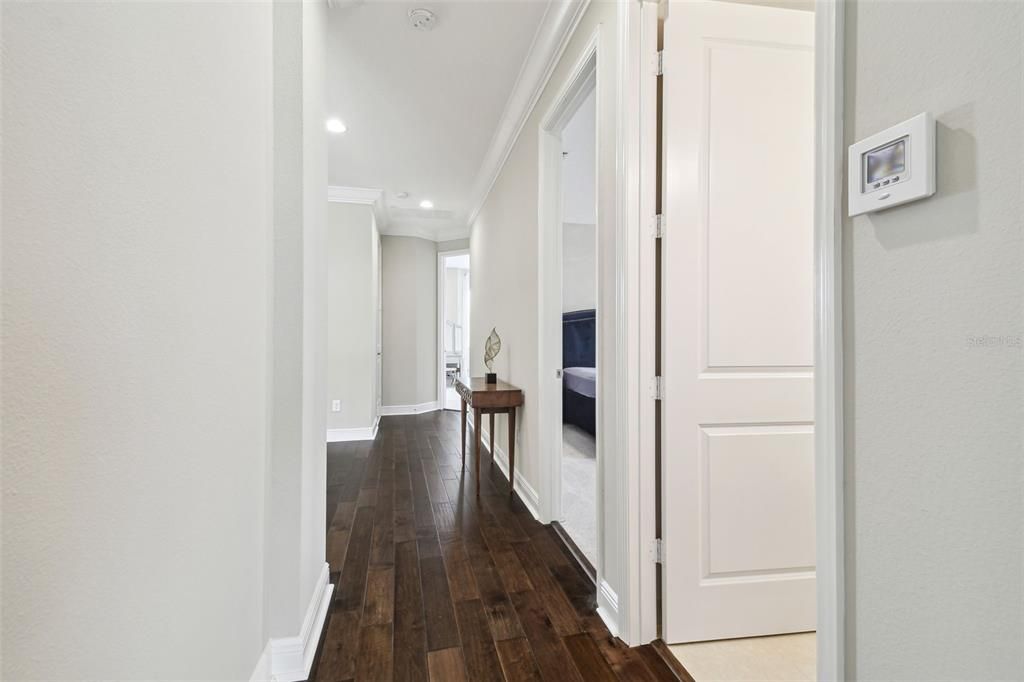 На продажу: $1,359,000 (5 спален, 5 ванн, 4472 Квадратных фут)