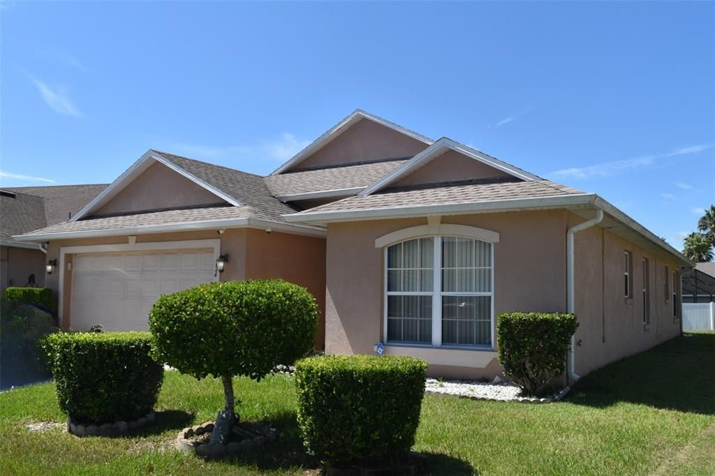 Recently Sold: $330,000 (3 beds, 2 baths, 1536 Square Feet)