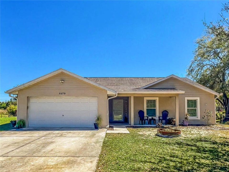 Recently Sold: $399,900 (4 beds, 2 baths, 1666 Square Feet)