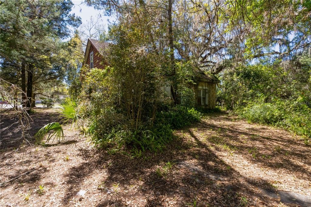 На продажу: $164,900 (2 спален, 1 ванн, 1200 Квадратных фут)