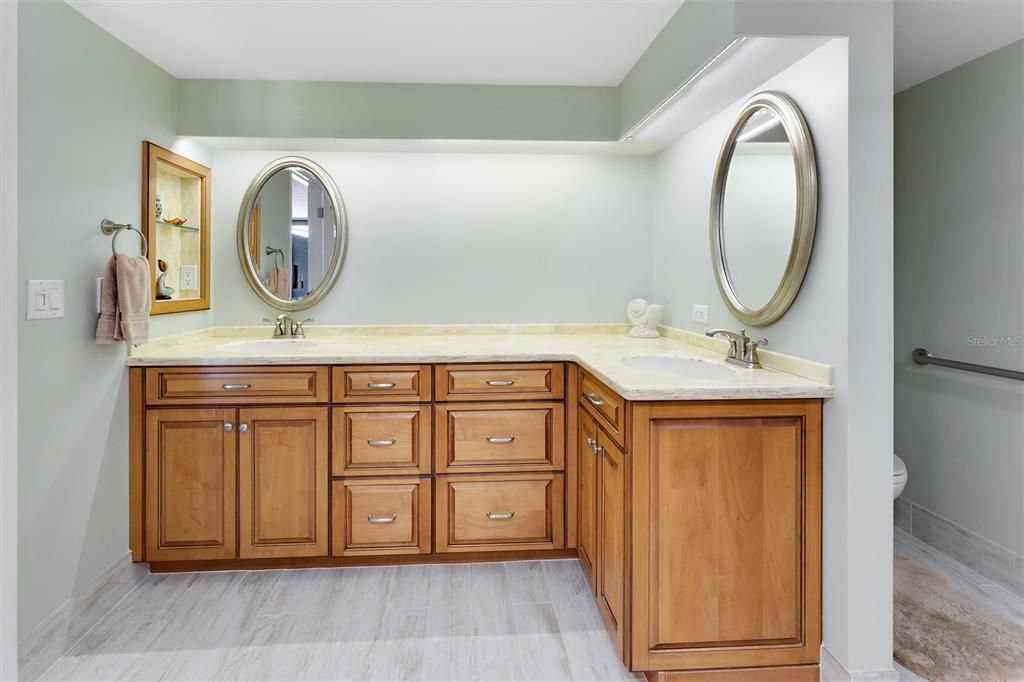 Primary Bath Custom Cabinetry