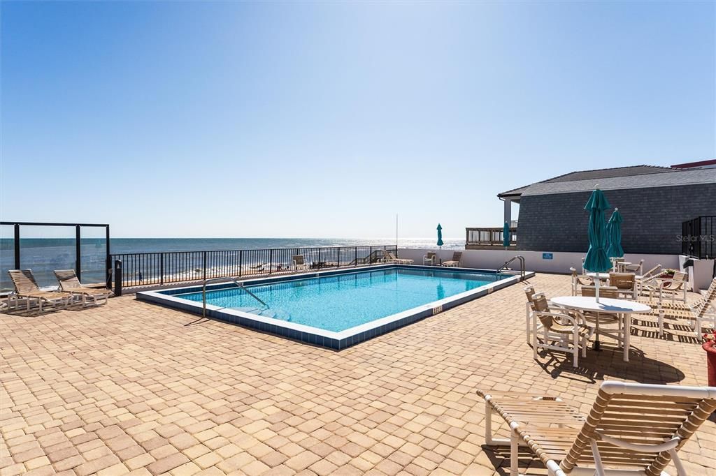 Community Pool with View of Ocean