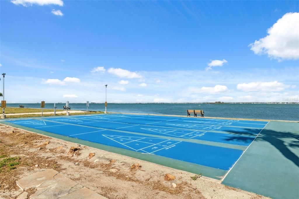 For Sale: $365,000 (2 beds, 2 baths, 1181 Square Feet)