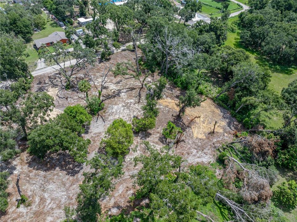 На продажу: $375,000 (3.07 acres)