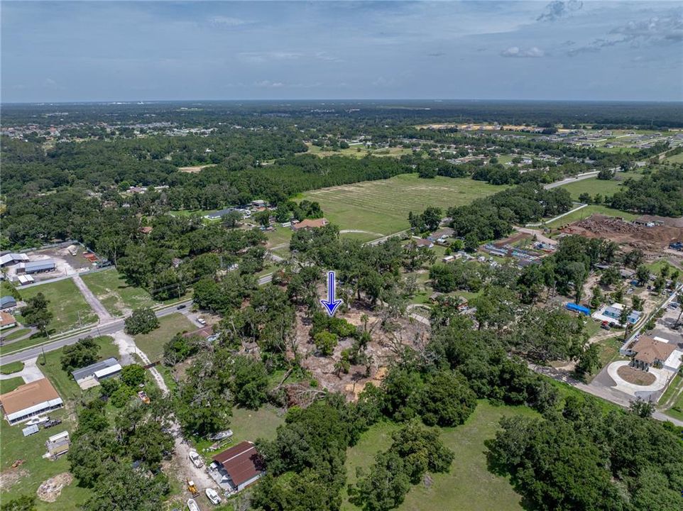 На продажу: $375,000 (3.07 acres)