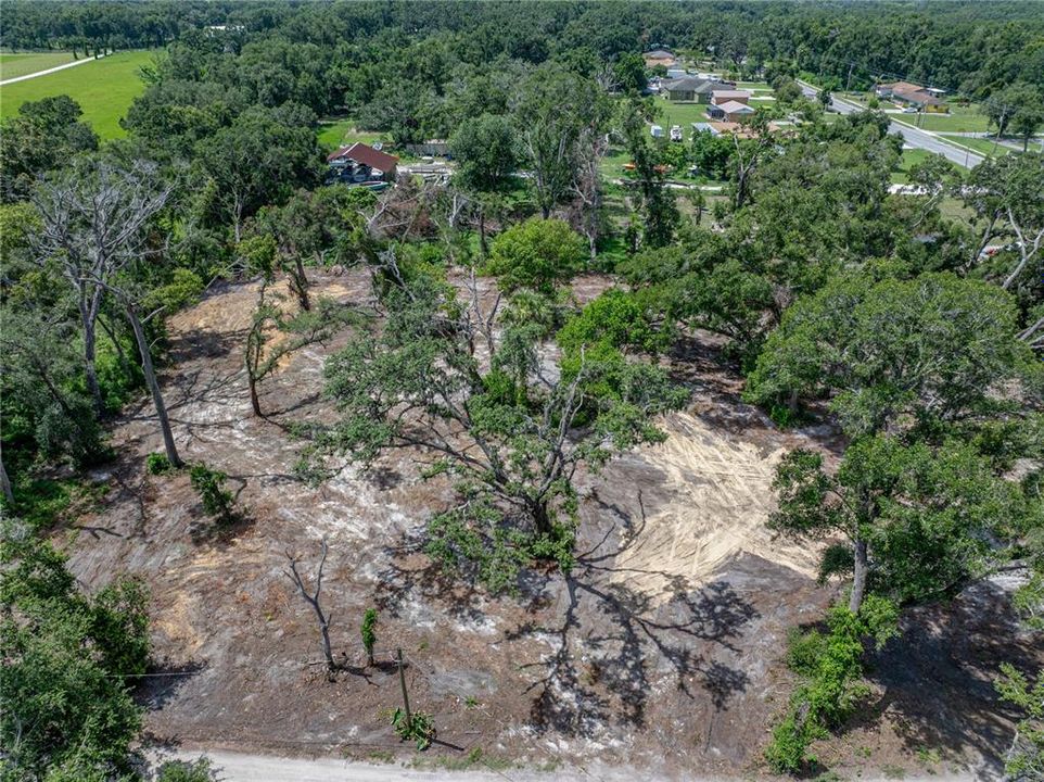 На продажу: $375,000 (3.07 acres)