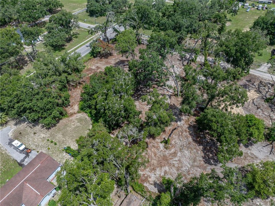 На продажу: $375,000 (3.07 acres)