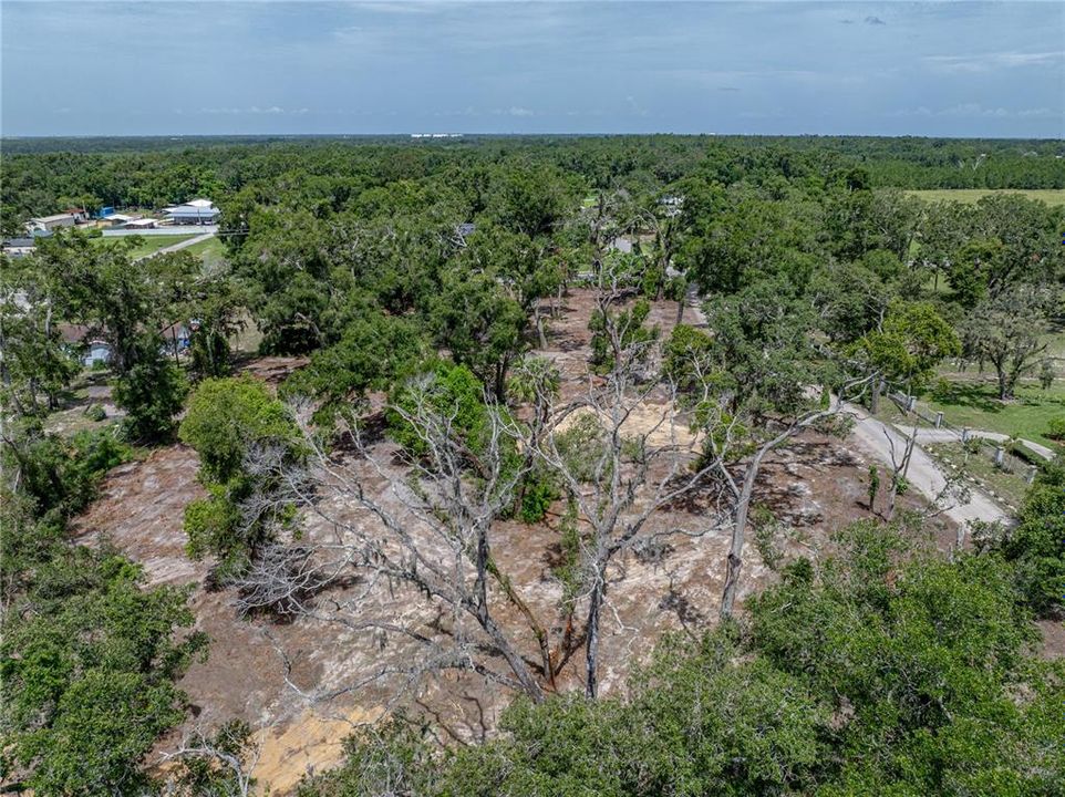 На продажу: $375,000 (3.07 acres)