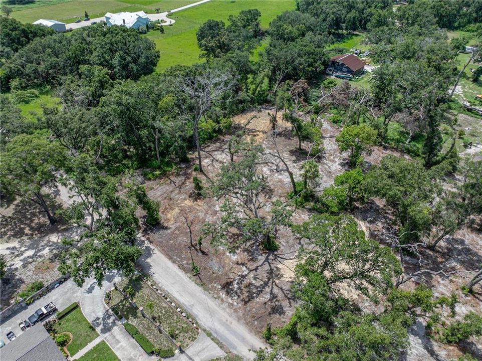 На продажу: $375,000 (3.07 acres)