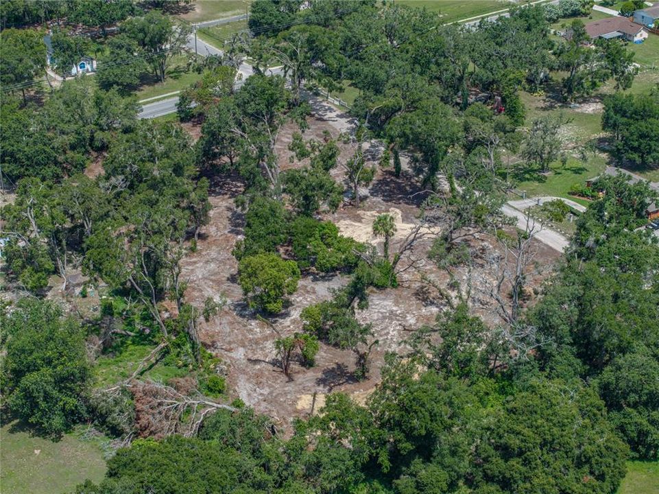 На продажу: $375,000 (3.07 acres)