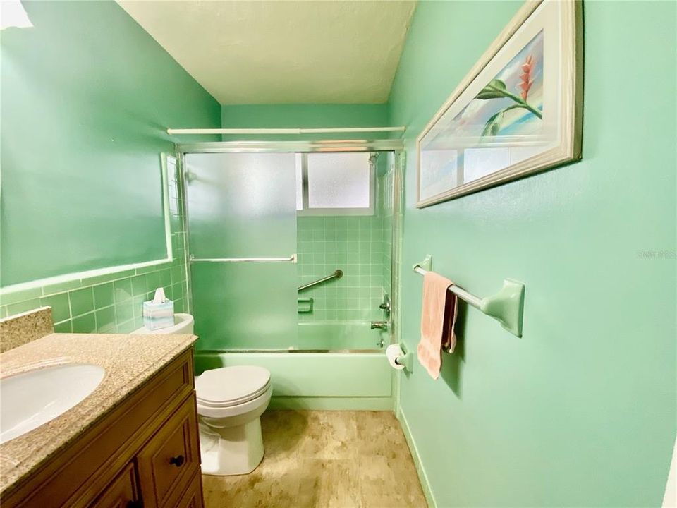 For Sale: $399,000 (2 beds, 2 baths, 1578 Square Feet)