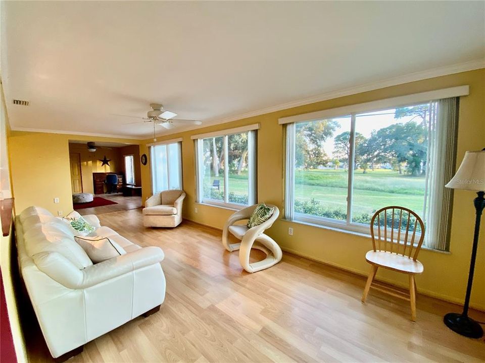 For Sale: $399,000 (2 beds, 2 baths, 1578 Square Feet)