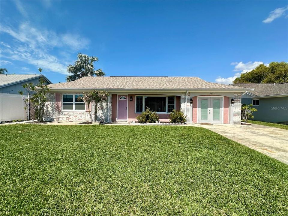 Недавно продано: $325,000 (4 спален, 2 ванн, 1600 Квадратных фут)