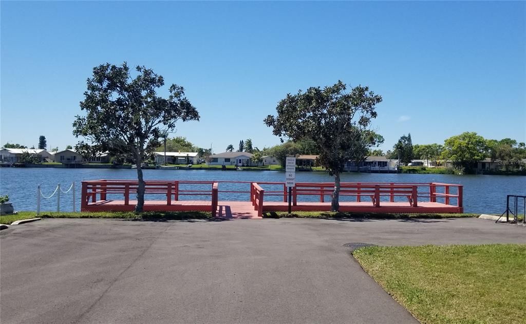 Active With Contract: $129,000 (2 beds, 2 baths, 1152 Square Feet)