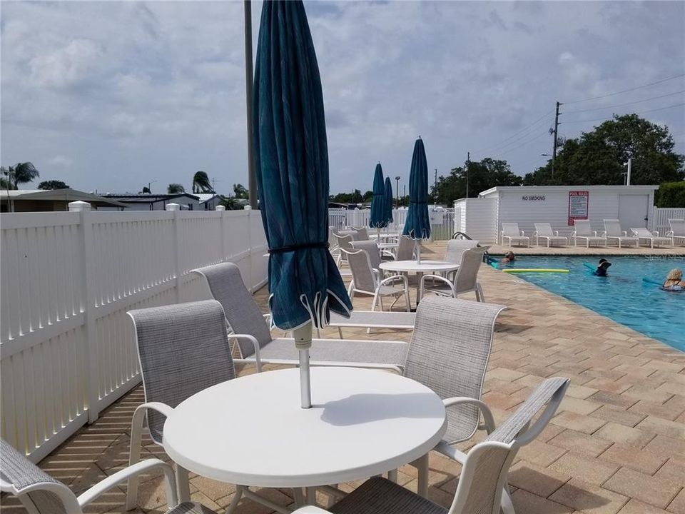 Active With Contract: $129,000 (2 beds, 2 baths, 1152 Square Feet)